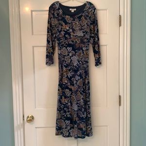 Beautiful dress for fall